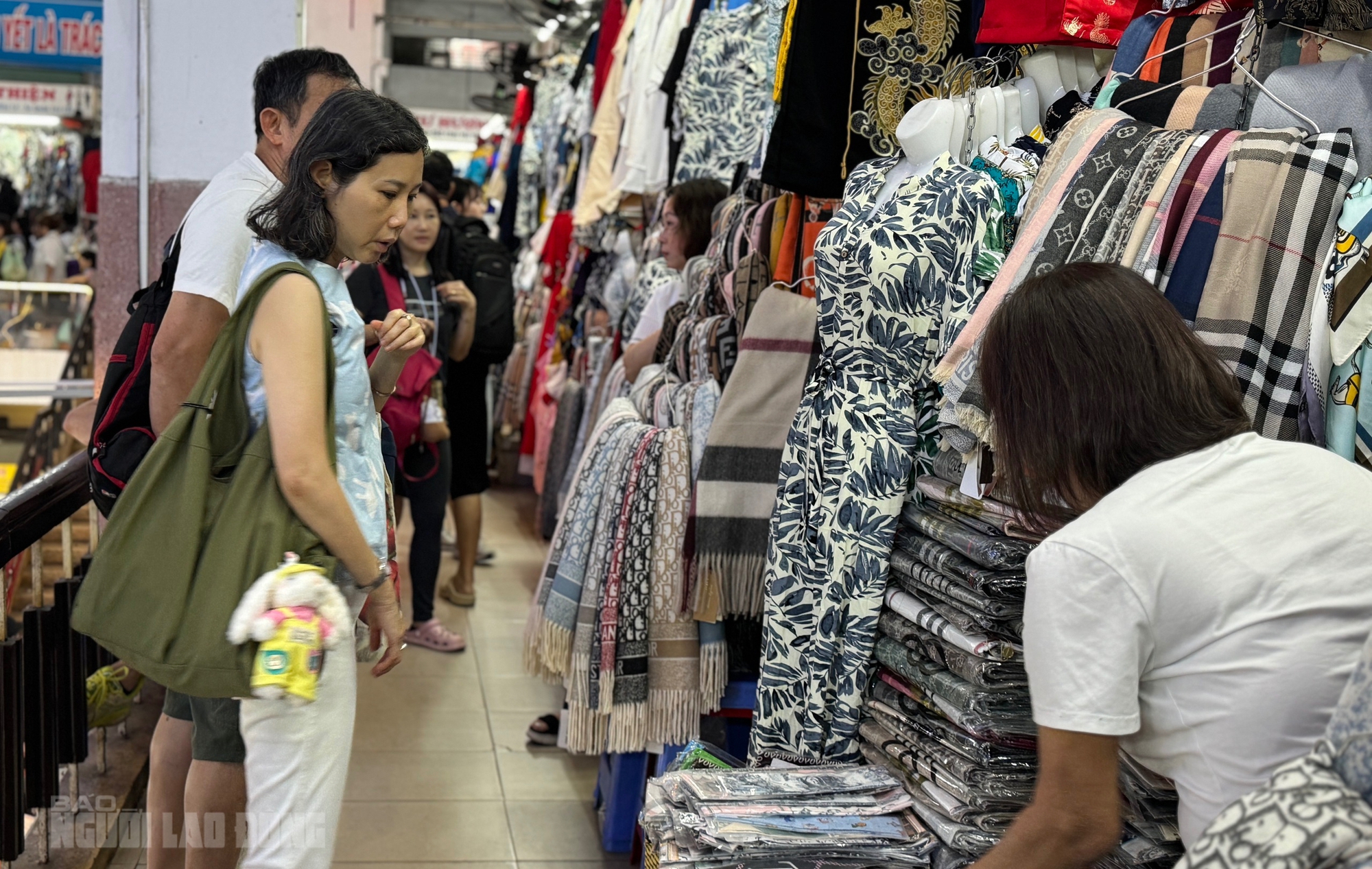 Chợ Hàn Đà Nẵng: Điểm đến độc đáo cho du khách quốc tế năm 2026 - Ảnh 4.