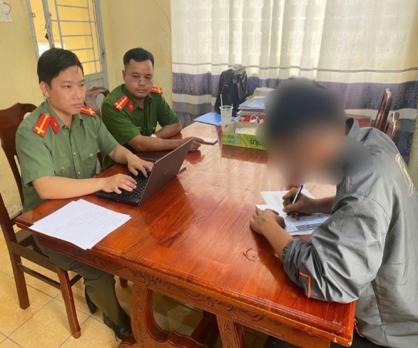 Lập biên bản vi phạm đối với 4 quản trị viên Zalo vẽ đường cho tài xế né CSGT - Ảnh 1.