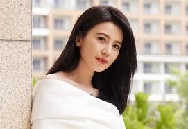 Người đẹp không tuổi Cao Viên Viên 45 tuổi vẫn sở hữu vóc dáng tuyệt vời, hóa ra bí quyết là chăm làm 6 việc- Ảnh 1.