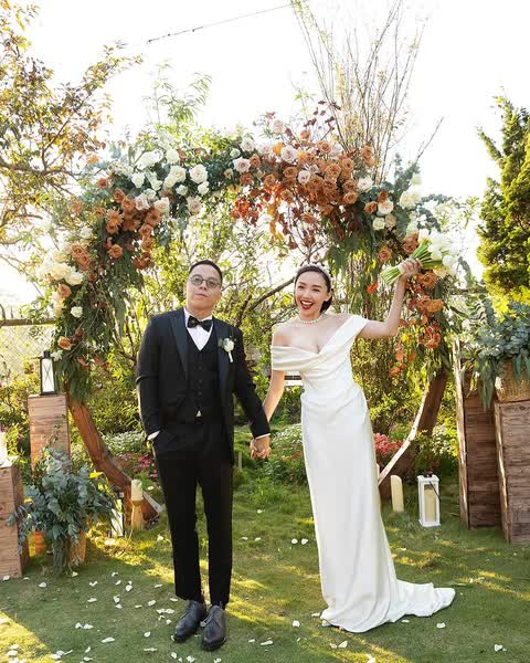 Netizen nhờ tư vấn chuyện cố chấp yêu nhưng bị mẹ cấm, Tóc Tiên: 