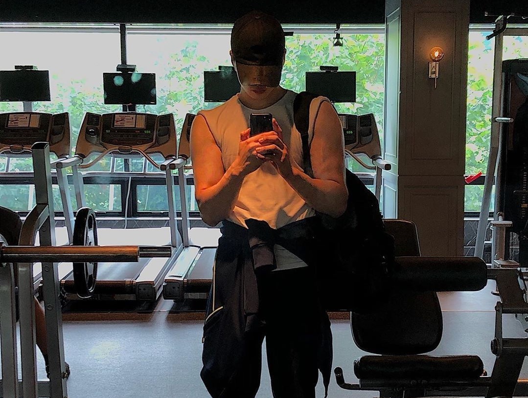 Nam giới tự xử nhiều làm teo cậu nhỏ? Bác sĩ vạch trần sự thật và khuyên làm 4 điều để cải thiện - Ảnh 2.