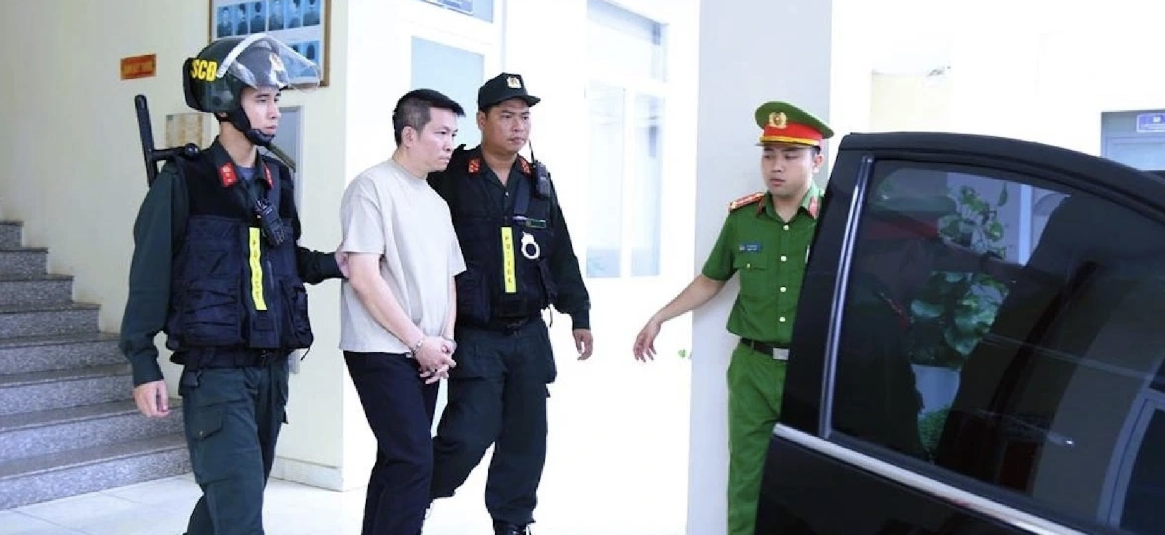 Từ người truyền cảm hứng đến hàng giả: Vụ án chấn động Năm 2025 - Ảnh 6.