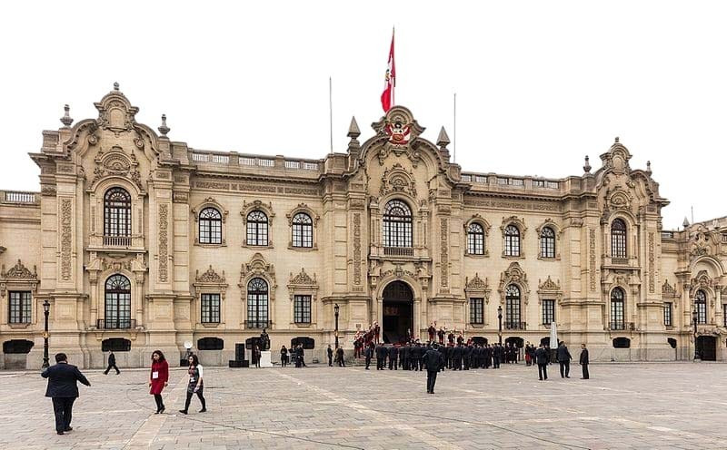 Đến th&agrave;nh phố lạ nhất h&agrave;nh tinh - Ảnh 1.