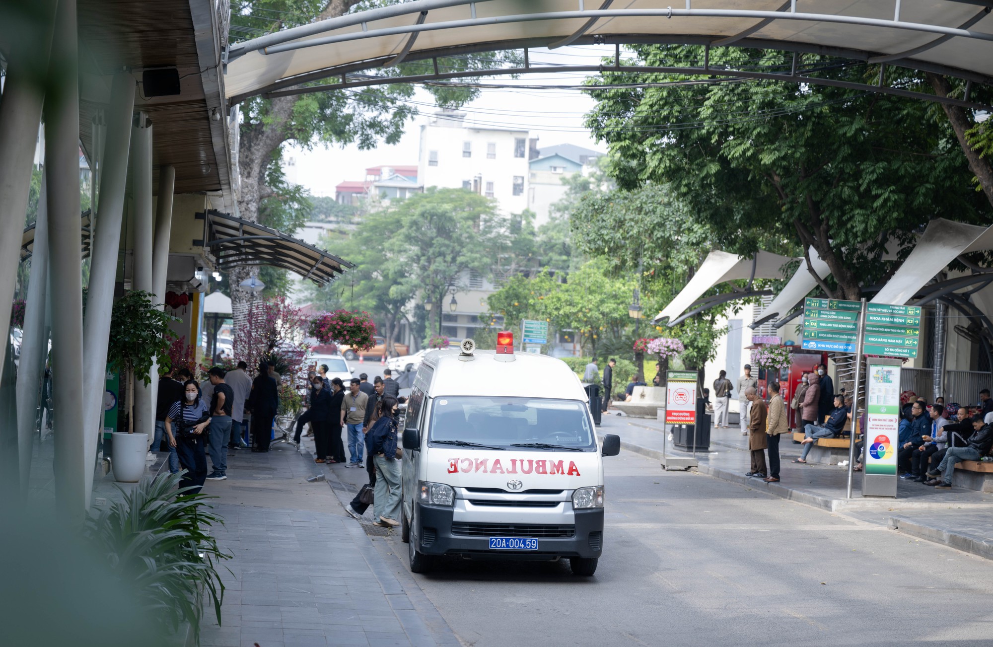 Trung tâm Cấp cứu A9, Bệnh viện Bạch Mai những ngày qua: 80 nhân viên căng mình cứu sống bệnh nhân, bỏ quên cái Tết ở phía sau 19 dsc9001 copy1 1771729608228 17717296101561761152360