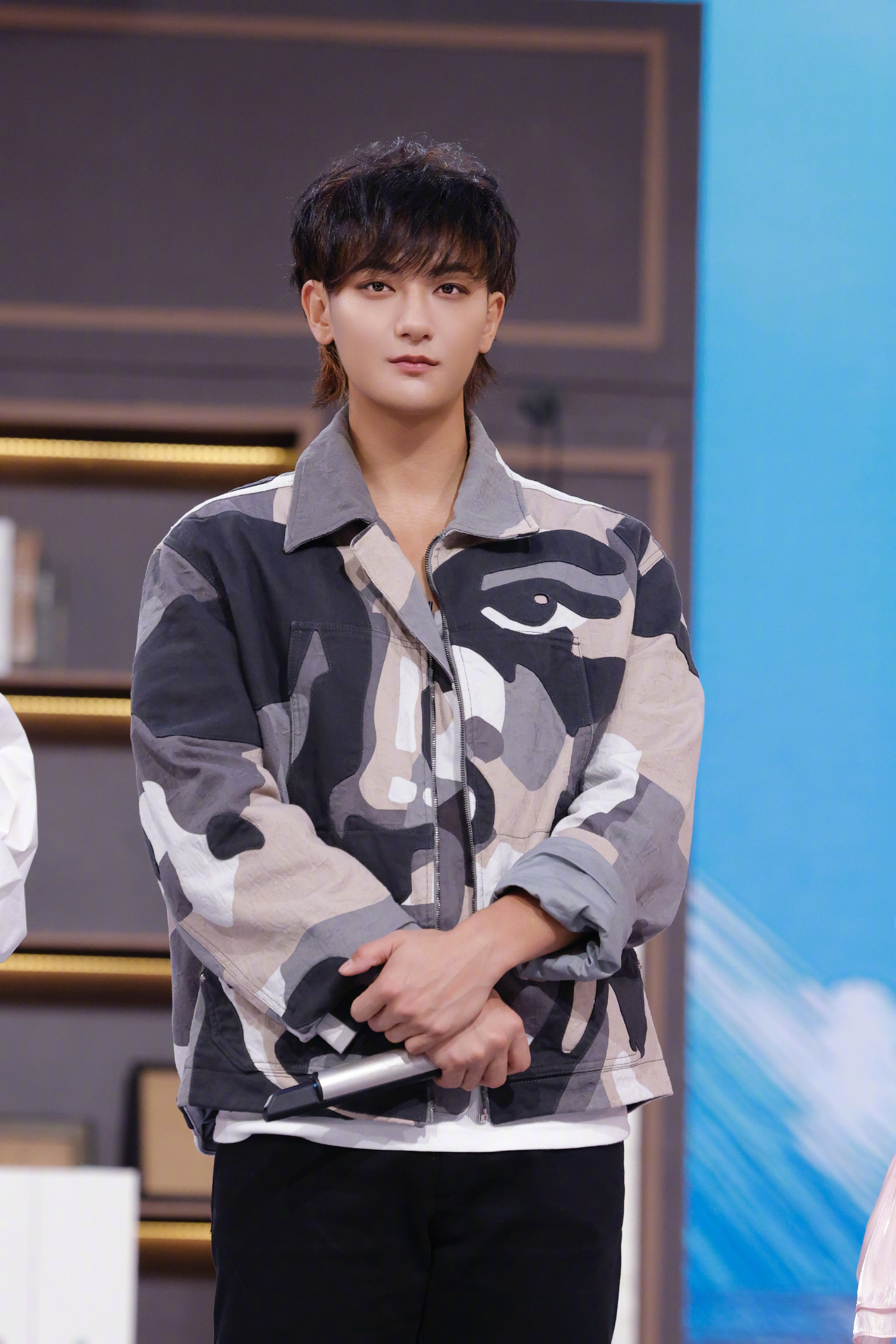 - Ảnh 3. - Ảnh 3.