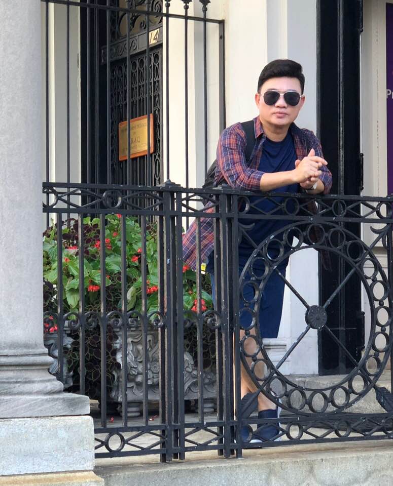 Nam ca sĩ Việt 61 tuổi không vợ con, nổi tiếng giàu có, chăm sóc hơn 20 cháu - Ảnh 3. Nam ca sĩ Việt 61 tuổi không vợ con, nổi tiếng giàu có, chăm sóc hơn 20 cháu - Ảnh 3.