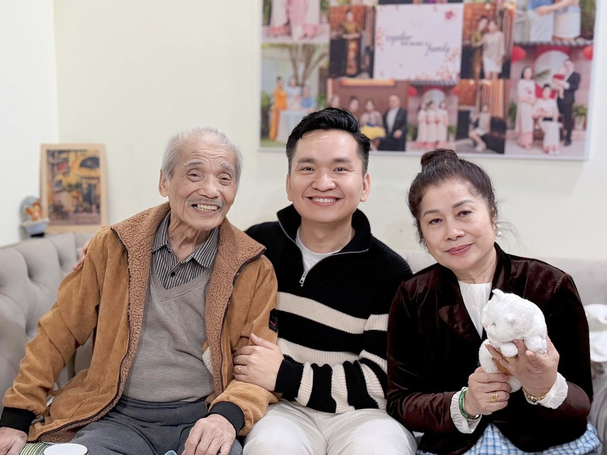 Sức khỏe NSND Trần Hiếu sau phẫu thuật điều trị ung thư giai đoạn 4: "Nay &ocirc;ng tỉnh lắm đấy" - Ảnh 2.