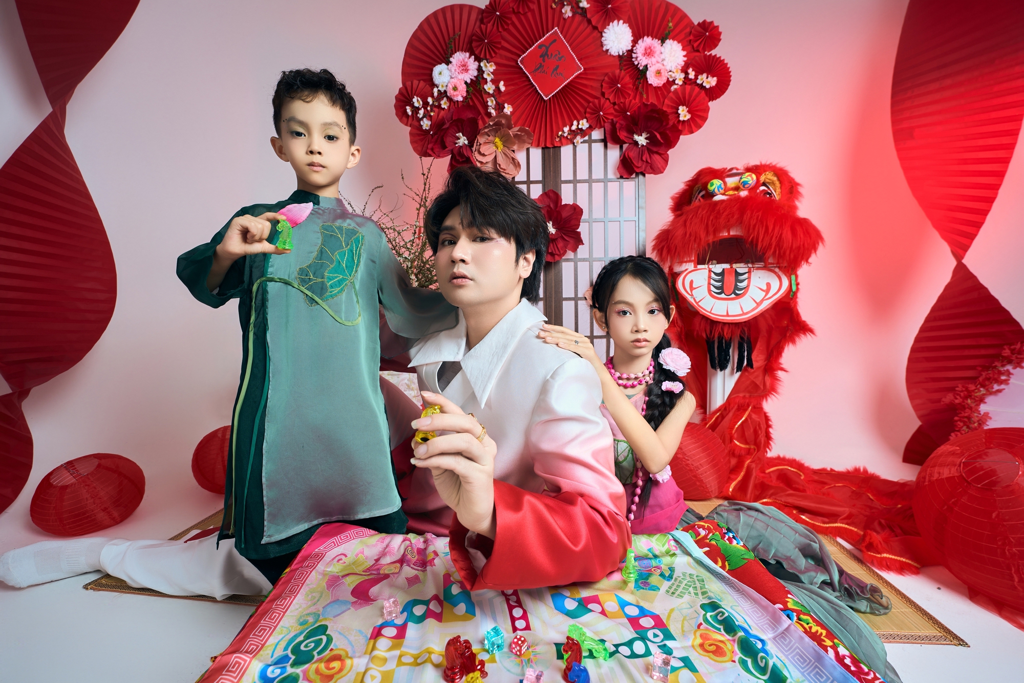 Bộ đ&ocirc;i mẫu nh&iacute; Ngọc Anh v&agrave; Gia Hưng "bắt trend" văn h&oacute;a truyền thống ấn tượng - Ảnh 1.