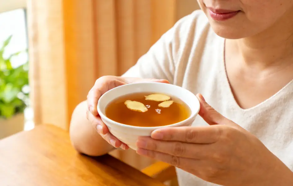 2 năm nấu ăn g&igrave; cũng cho gừng, người phụ nữ 53 tuổi sau t&aacute;i kh&aacute;m, b&aacute;c sĩ ngạc nhi&ecirc;n hỏi &ldquo;Chị đ&atilde; l&agrave;m g&igrave;?&rdquo; - Ảnh 1.