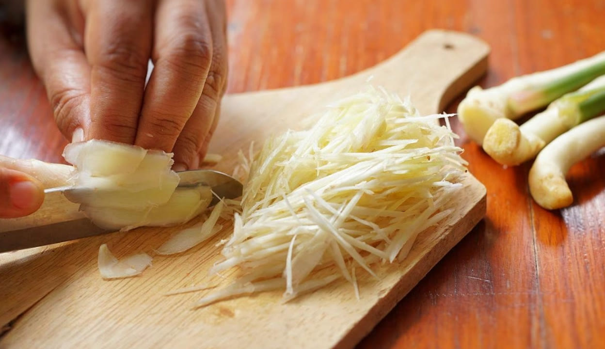 2 năm nấu ăn g&igrave; cũng cho gừng, người phụ nữ 53 tuổi sau t&aacute;i kh&aacute;m, b&aacute;c sĩ ngạc nhi&ecirc;n hỏi &ldquo;Chị đ&atilde; l&agrave;m g&igrave;?&rdquo; - Ảnh 2.