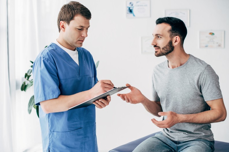 Bác sĩ phẫu thuật cảnh báo trực tiếp nam giới: Đừng bao giờ bỏ qua 5 dấu hiệu ung thư này! 19 nam gioi 1771836824694 17718368250091842270390