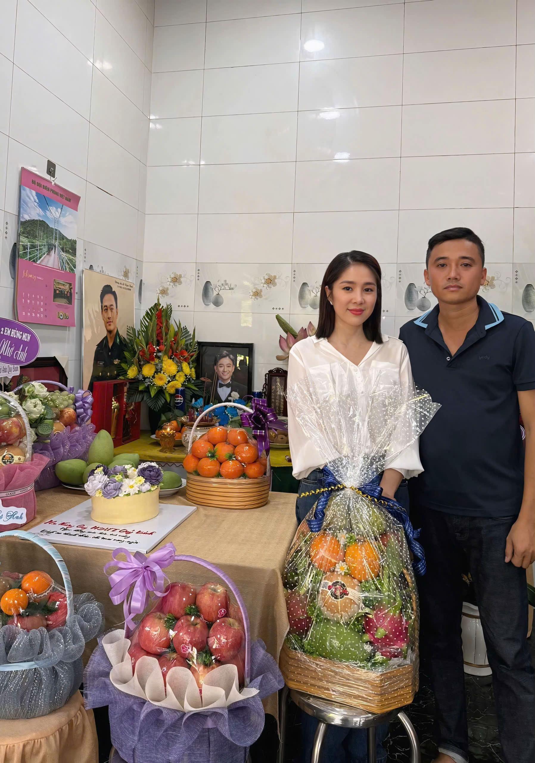 Em ruột chia sẻ ngay giỗ đầu NS Qu&yacute; B&igrave;nh: "Ai l&agrave;m sai với anh v&agrave; gia đ&igrave;nh m&igrave;nh họ đang phải trả gi&aacute; rồi" - Ảnh 3.