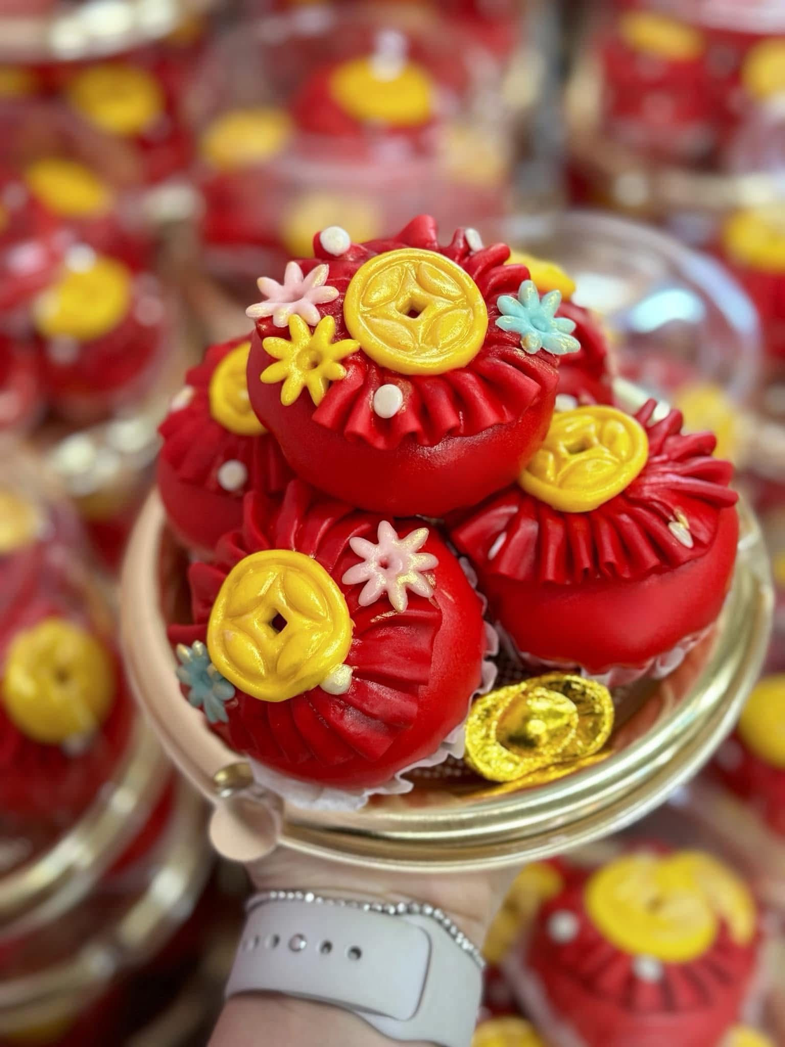 Mâm cúng vía Thần Tài chuẩn chỉnh nhất: Chỉ cần sắm đủ những món này, cả năm làm ăn trúng mánh, lộc lá đầy nhà!- Ảnh 5. Mâm cúng vía Thần Tài chuẩn chỉnh nhất: Chỉ cần sắm đủ những món này, cả năm làm ăn trúng mánh, lộc lá đầy nhà!- Ảnh 5.