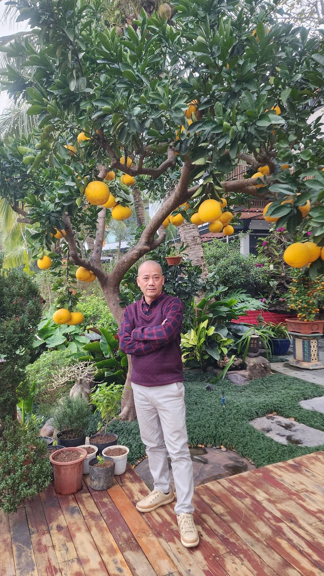 Nam nghệ sĩ c&oacute; nh&agrave; 4 tầng ở Linh Đ&agrave;m, kh&ocirc;ng đẹp vẫn nhiều c&ocirc; theo, cưới ch&acirc;n d&agrave;i thi hoa hậu k&eacute;m 9 tuổi- Ảnh 1.