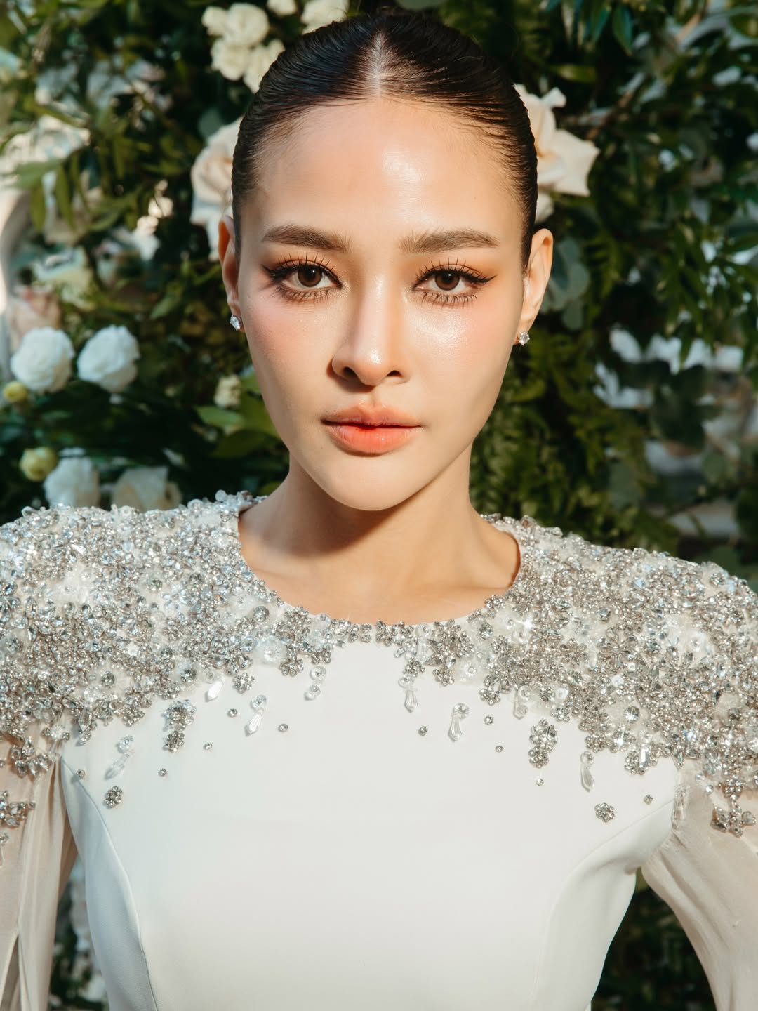 Hoa hậu Ho&agrave;n vũ bất ngờ th&uacute; nhận kết h&ocirc;n từ tận 2 năm trước, danh t&iacute;nh &ocirc;ng x&atilde; khiến c&ocirc;ng ch&uacute;ng "bật ngửa" - Ảnh 8.