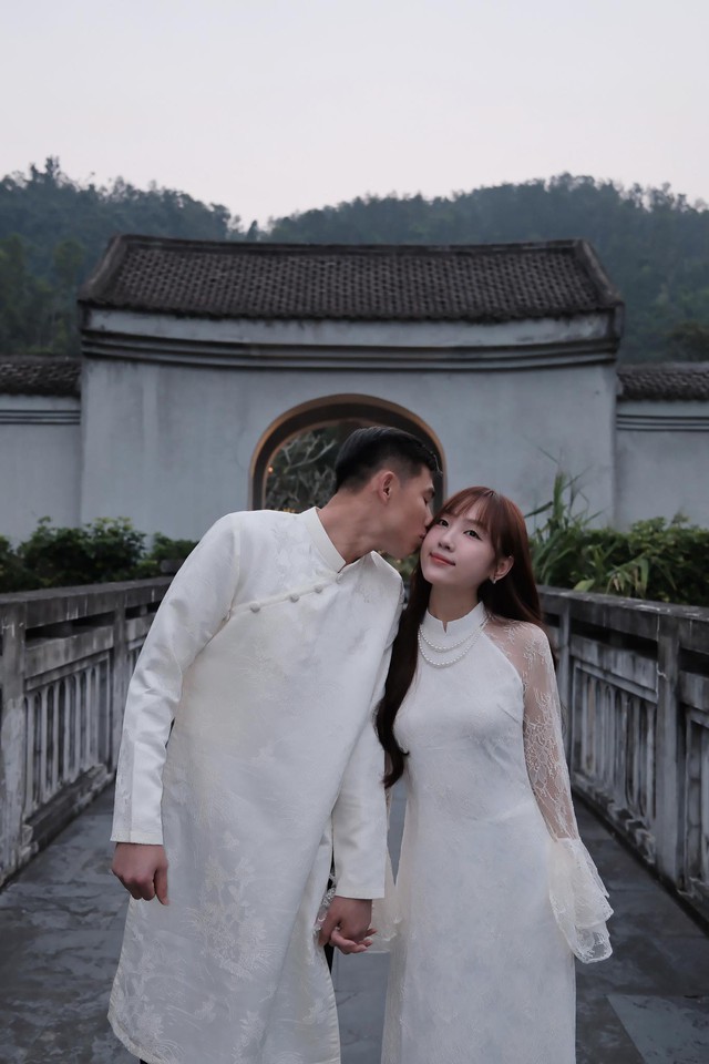 Cuộc sống h&ocirc;n nh&acirc;n thế n&agrave;o m&agrave; thủ m&ocirc;n U23 Việt Nam phải thốt l&ecirc;n: 