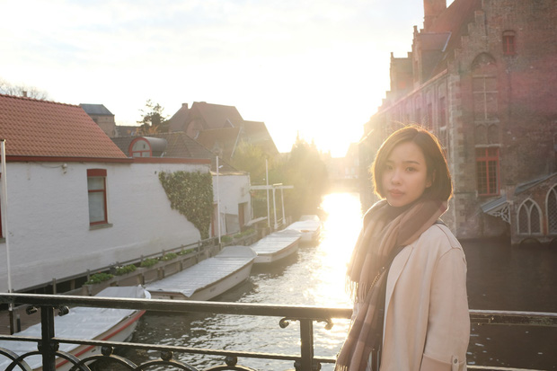 Nhan sắc Vi&ecirc;n Minh l&uacute;c chưa cưới C&ocirc;ng Phượng: Kh&ocirc;ng xinh kiểu xuất sắc nhưng ai nh&igrave;n cũng phải xu&yacute;t xoa, học vấn mới đỉnh  - Ảnh 1.