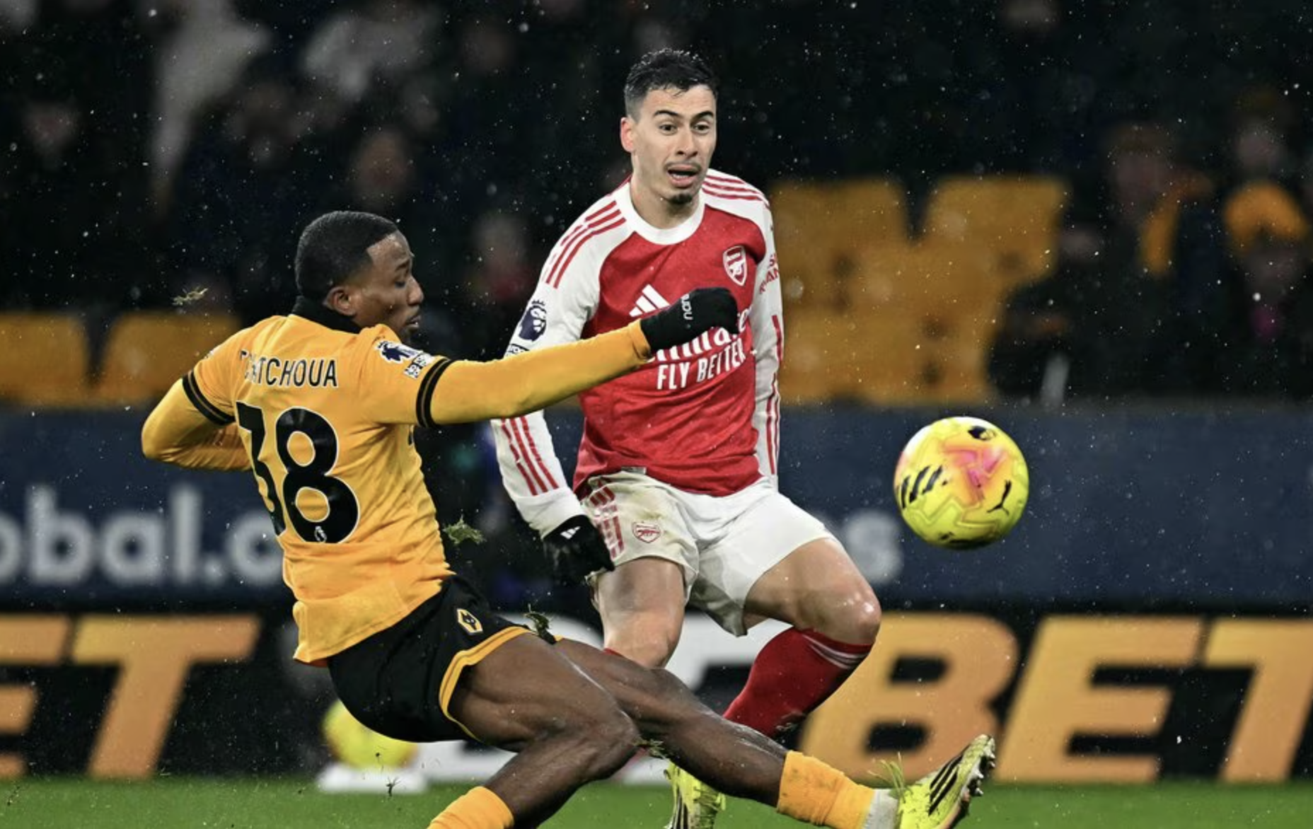 Viktor Gyokeres: Hai th&aacute;ng xoay chuyển số phận tại Arsenal - Ảnh 4.