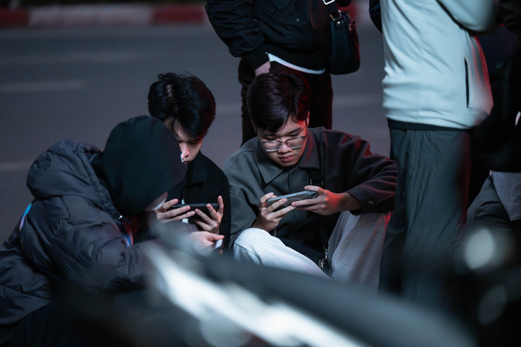 Cảnh tượng kh&oacute; tin l&uacute;c 3h s&aacute;ng tr&ecirc;n phố Cầu Giấy trước ng&agrave;y V&iacute;a Thần t&agrave;i- Ảnh 10.