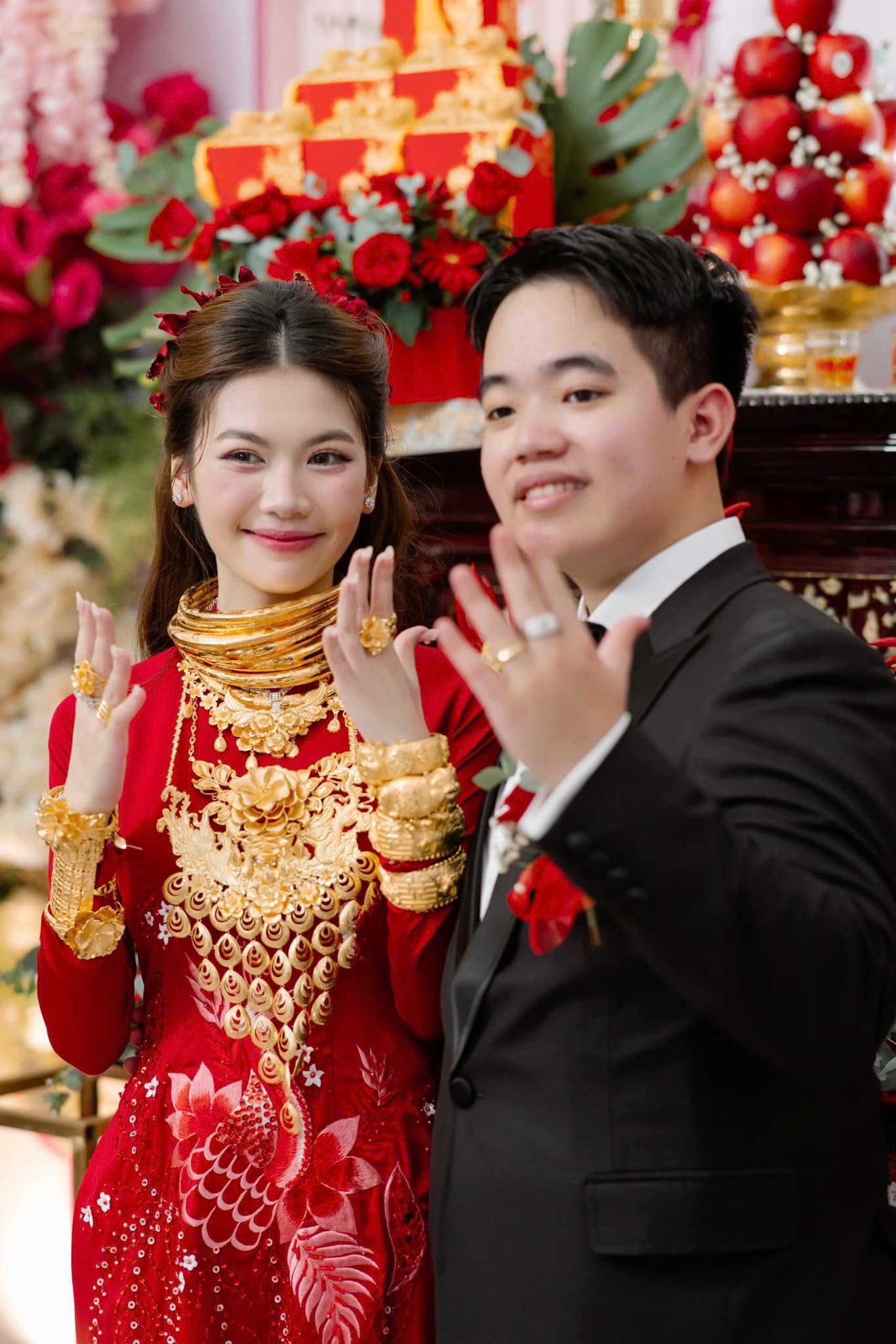 4 mỹ nh&acirc;n số hưởng, cưới chồng được sở hữu lu&ocirc;n tiệm v&agrave;ng - Ảnh 6.