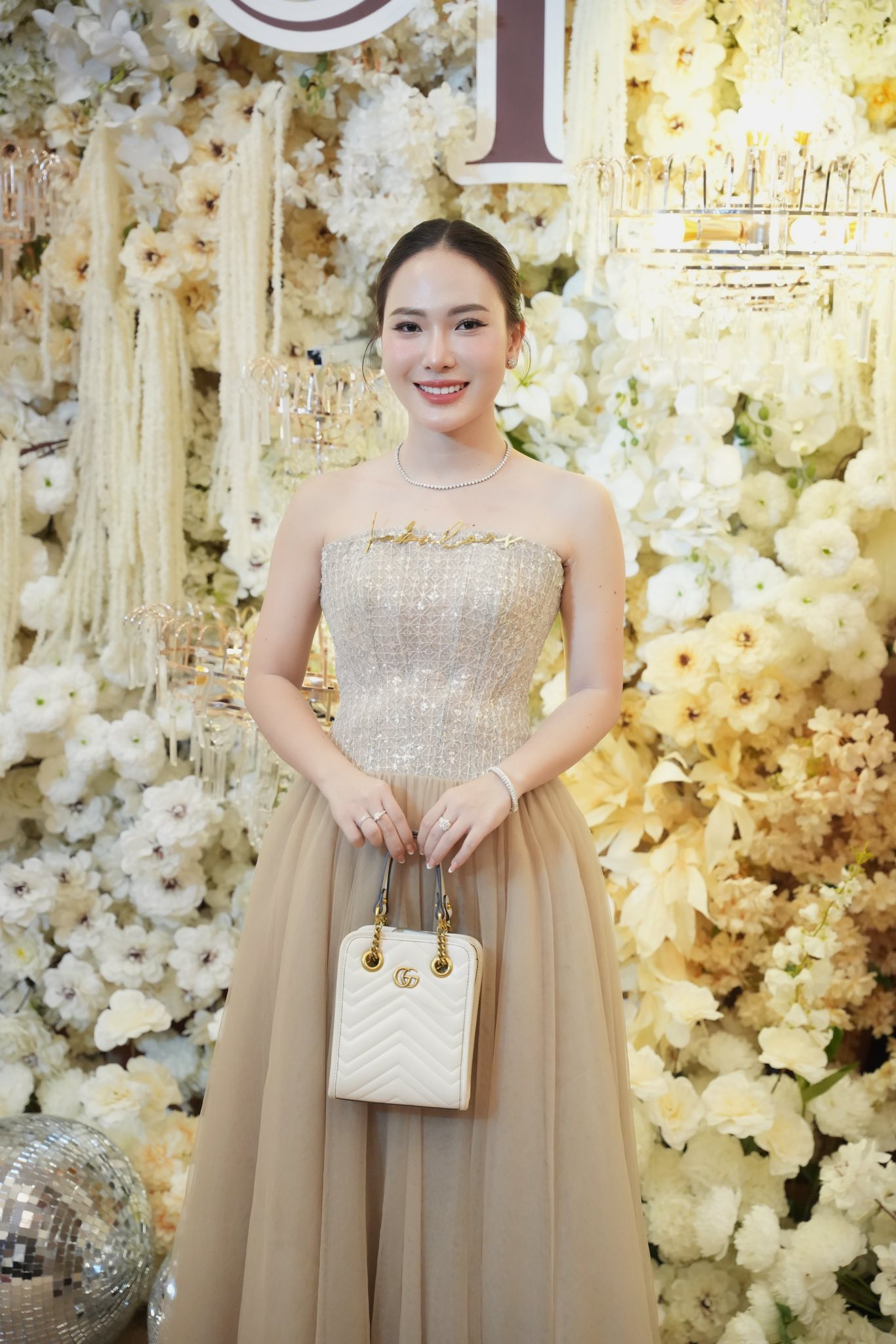 4 mỹ nh&acirc;n số hưởng, cưới chồng được sở hữu lu&ocirc;n tiệm v&agrave;ng - Ảnh 20.