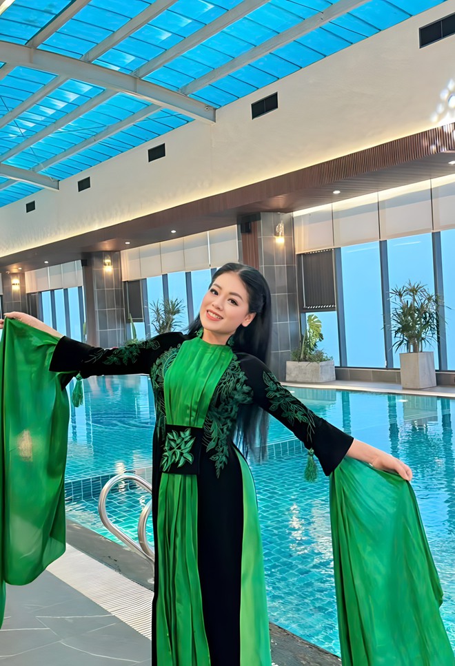 &ldquo;Nữ ho&agrave;ng nhạc đỏ&rdquo; c&oacute; học vị Tiến sĩ, l&agrave;m mẹ đơn th&acirc;n nu&ocirc;i 4 con, lu&ocirc;n nghĩ sẽ c&ocirc; đơn suốt đời - Ảnh 9.