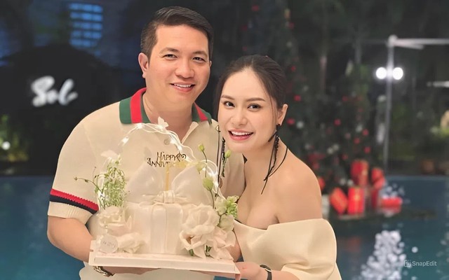 Nữ ca sĩ Vbiz chơi lớn mua 100 cây vàng ngày vía Thần Tài, nay biến mất đầy bí ẩn- Ảnh 1. Nữ ca sĩ Vbiz chơi lớn mua 100 cây vàng ngày vía Thần Tài, nay biến mất đầy bí ẩn- Ảnh 1.