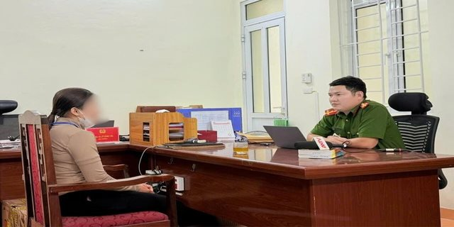 C&ocirc;ng an hỗ trợ ho&agrave;n trả 50 triệu đồng giao dịch nhầm tại H&agrave; Nội năm 2026 - Ảnh 1.