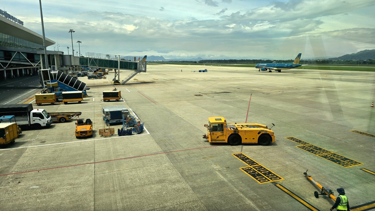 Bộ Xây dựng đề nghị Ban Chỉ đạo Phòng, chống khủng bố vào cuộc vụ UAV xâm nhập sân bay Đà Nẵng - Ảnh 1.