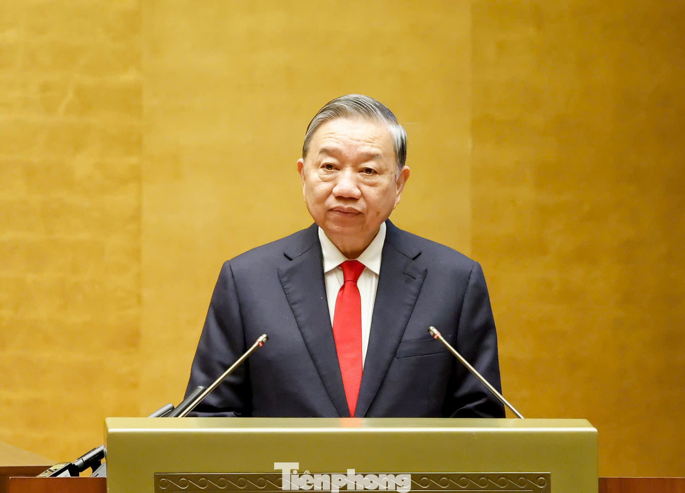 Tổng B&iacute; thư T&ocirc; L&acirc;m v&agrave; những c&acirc;u hỏi về s&acirc;n bay Long Th&agrave;nh 16 tỷ USD - Ảnh 2.