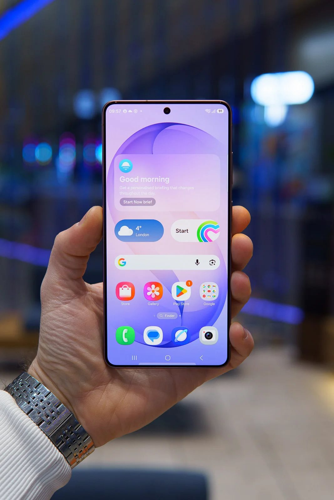 Đ&aacute;nh gi&aacute; Galaxy S26 Ultra 2026: T&iacute;nh năng Privacy Display đ&aacute;ng để iPhone học hỏi ngay - Ảnh 2.