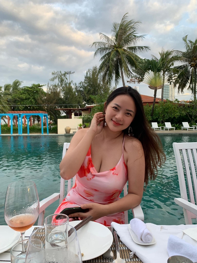 Đại gia U65 si m&ecirc; mỹ nh&acirc;n Việt k&eacute;m 26 tuổi bất chấp thế n&agrave;o, tặng to&agrave;n bộ t&agrave;i sản h&agrave;ng trăm tỷ- Ảnh 6.