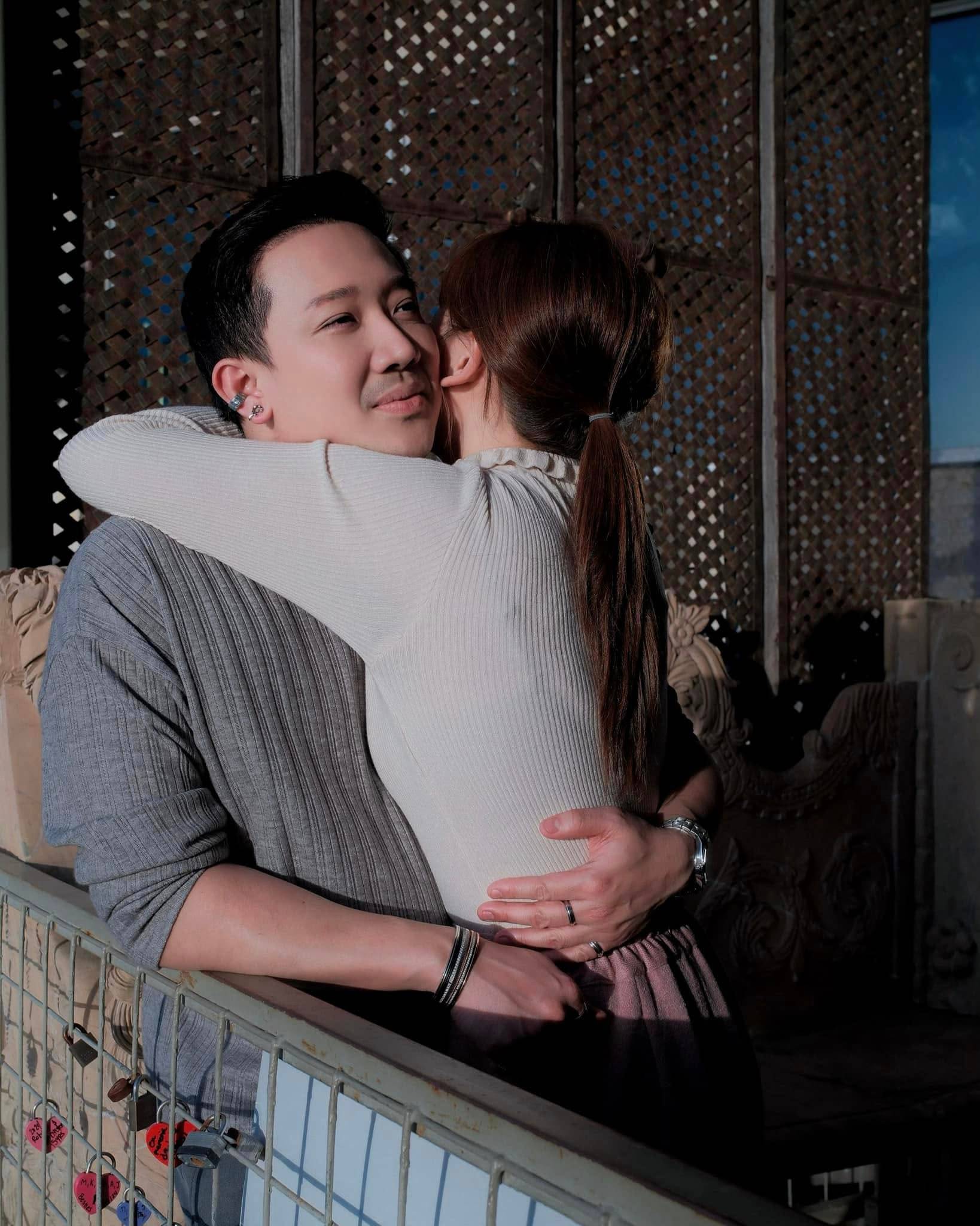 Đại gia ngh&igrave;n tỷ nổi tiếng Việt Nam si m&ecirc; nữ ca sĩ từng mắc ung thư, kh&oacute; c&oacute; con - Ảnh 2.