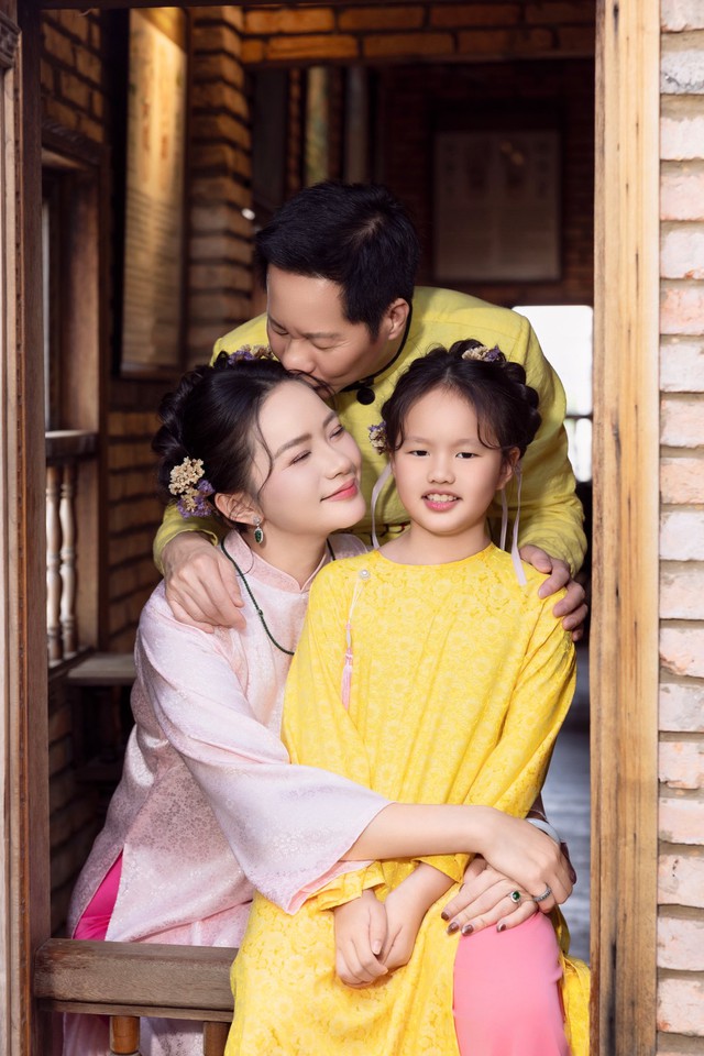 Đại gia U65 si m&ecirc; mỹ nh&acirc;n Việt k&eacute;m 26 tuổi bất chấp thế n&agrave;o, tặng to&agrave;n bộ t&agrave;i sản h&agrave;ng trăm tỷ- Ảnh 3.