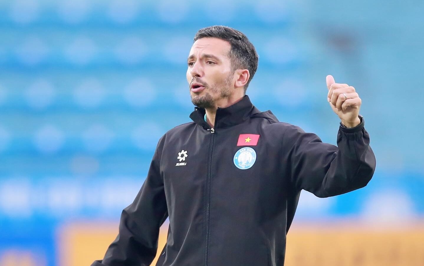 Thầy của Nguyễn Xu&acirc;n Son bất ngờ mất chức - Ảnh 1.