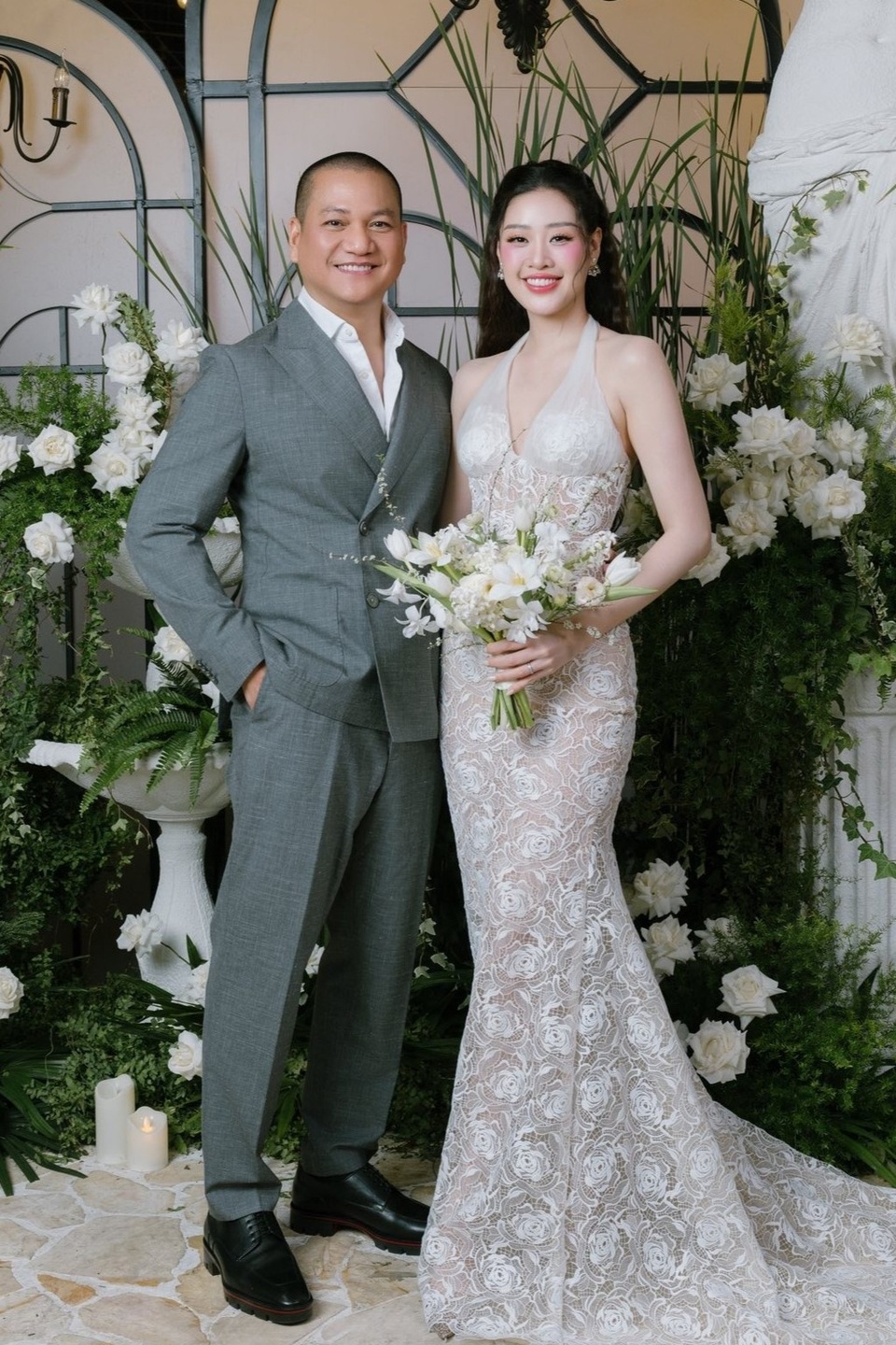 Chồng hơn 17 tuổi l&agrave;m g&igrave; m&agrave; khiến Hoa hậu Kh&aacute;nh V&acirc;n bật kh&oacute;c? - Ảnh 9.