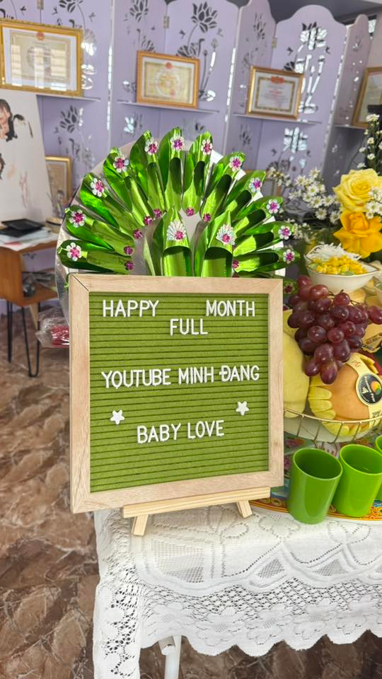 Thơ Nguyễn bật m&iacute; l&yacute; do đặt t&ecirc;n con trai l&agrave; Youtube: H&agrave;nh tr&igrave;nh 10 năm l&agrave;m nghề gửi trọn trong t&ecirc;n gọi của b&eacute;- Ảnh 5.