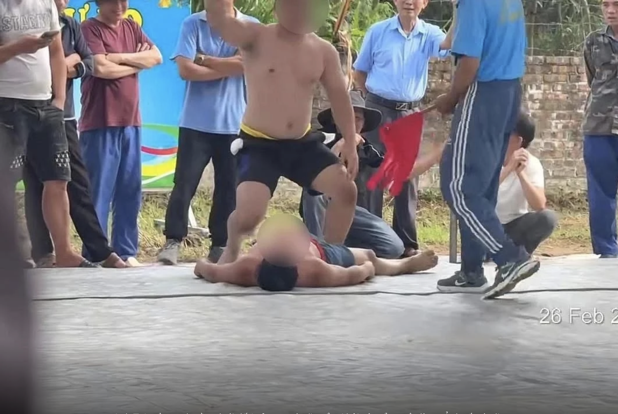 Đô vật gãy cổ tử vong tại hội làng Kim Anh đầu năm 2026 - Ảnh 1. Đô vật gãy cổ tử vong tại hội làng Kim Anh đầu năm 2026 - Ảnh 1.