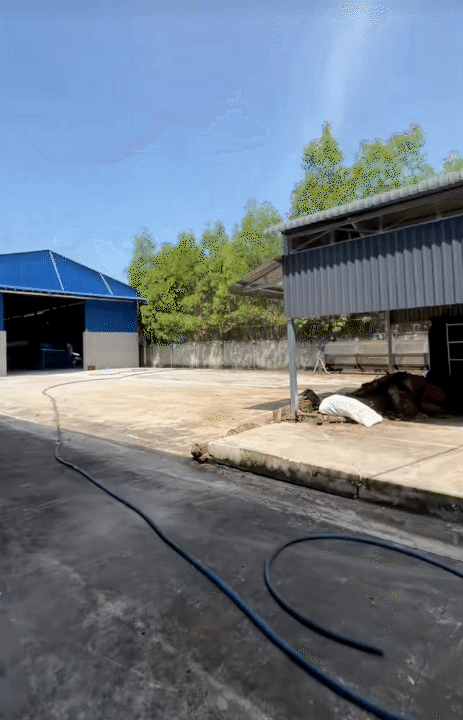 C&ocirc; d&acirc;u T&acirc;y Ninh lấy chồng Campuchia h&eacute; lộ &ldquo;số phận&rdquo; khoản tiền cưới bạc tỷ v&agrave; "cơ ngơi hồi m&ocirc;n" triệu đ&ocirc; được bố mẹ tặng khi lấy chồng - Ảnh 1.