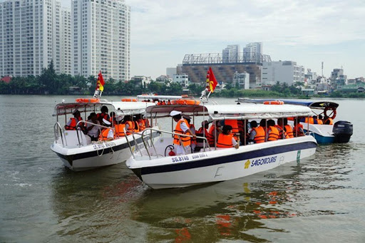 5 Nguy&ecirc;n tắc sống c&ograve;n khi đi s&ocirc;ng nước gi&uacute;p an to&agrave;n trong năm 2026 - Ảnh 2.