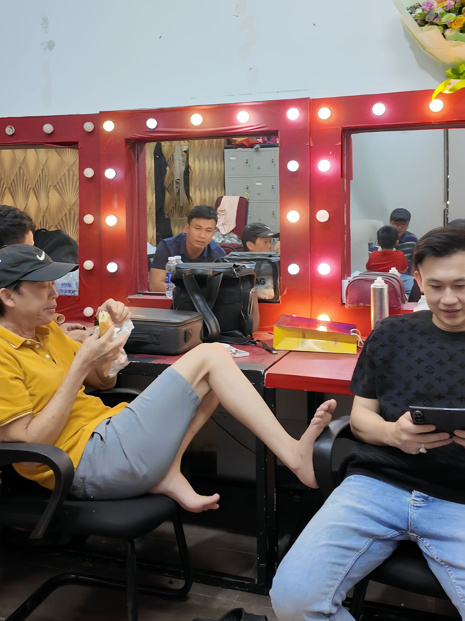 T&igrave;nh h&igrave;nh sức khỏe của NSƯT Ho&agrave;i Linh- Ảnh 1.