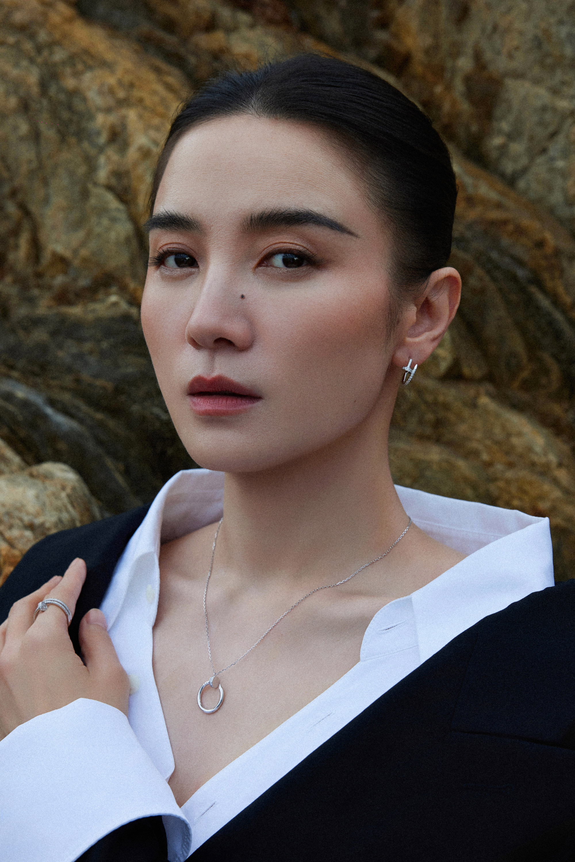 - Ảnh 4. - Ảnh 4.