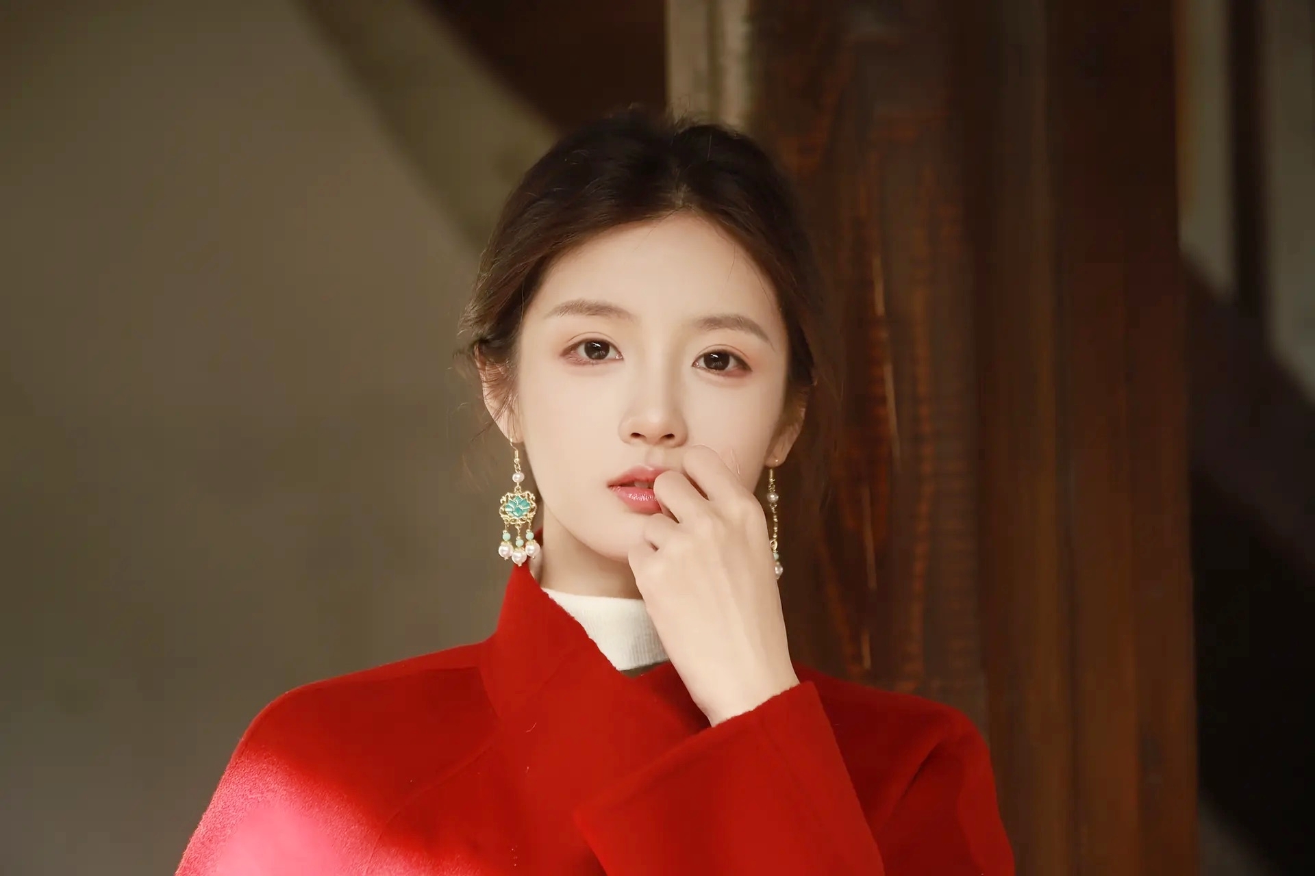 Ngắm dung mạo n&agrave;y sẽ hiểu v&igrave; sao "ch&uacute;ng sinh kh&ocirc;ng b&igrave;nh đẳng":Nhan sắc sinh ra ở vạch đ&iacute;ch, lấy hết tinh hoa tr&ecirc;n đời - Ảnh 7.