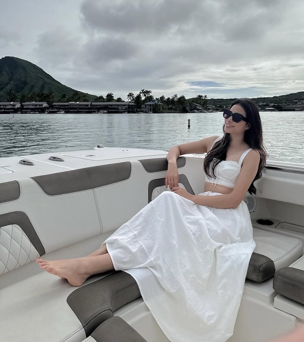 Gia đình để lộ tình trạng của Hoa hậu Phạm Hương ở Mỹ- Ảnh 4. Gia đình để lộ tình trạng của Hoa hậu Phạm Hương ở Mỹ- Ảnh 4.