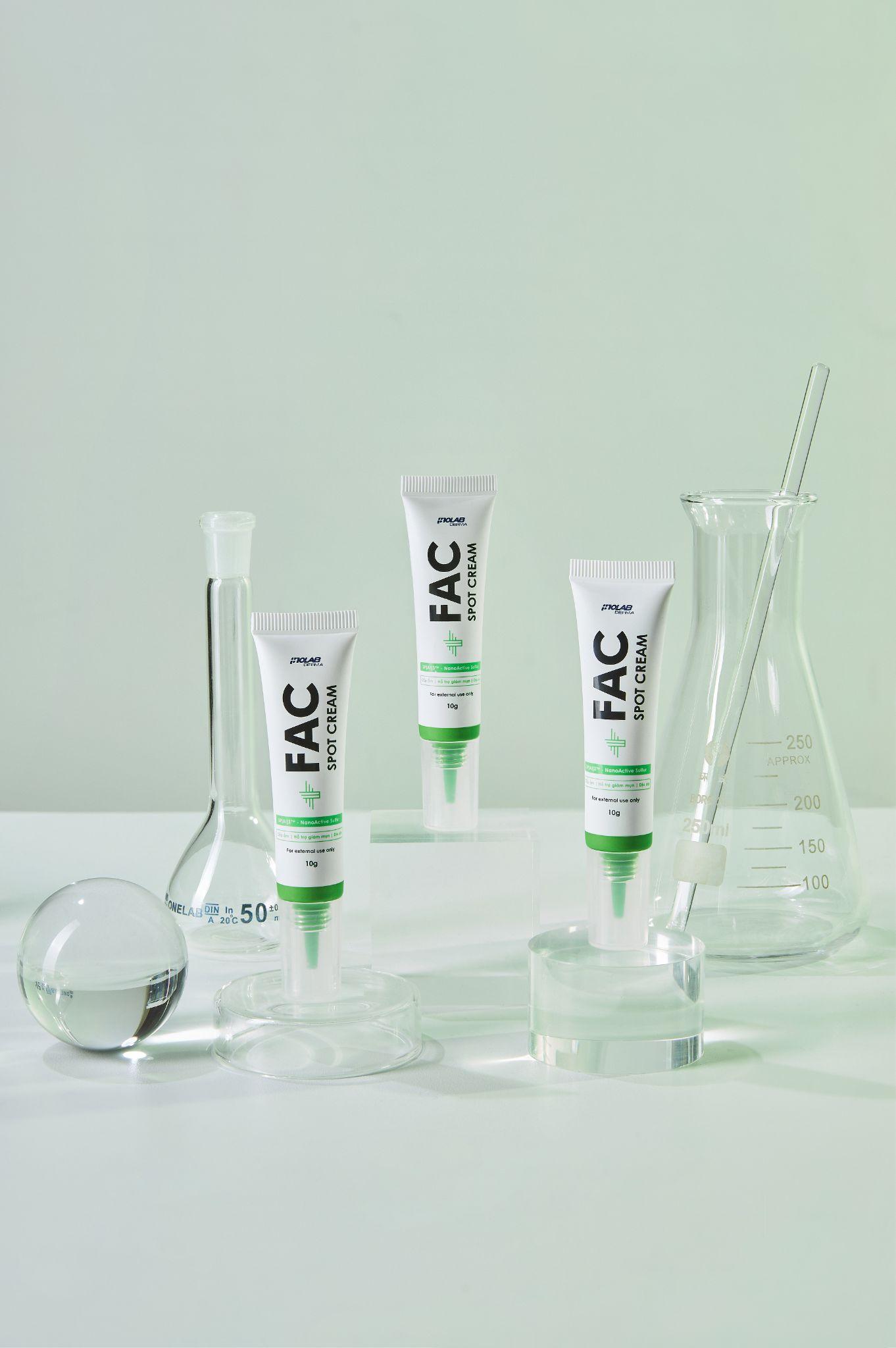 Kem chấm mụn có thực sự cần đến hoạt chất treatment mạnh mới đem lại hiệu quả? - Ảnh 3. Kem chấm mụn có thực sự cần đến hoạt chất treatment mạnh mới đem lại hiệu quả? - Ảnh 3.