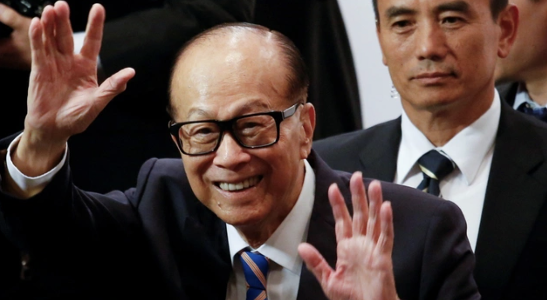 Tỷ ph&uacute; &ldquo;si&ecirc;u nh&acirc;n&rdquo; L&yacute; Gia Th&agrave;nh b&aacute;n hơn 16 tỷ USD t&agrave;i sản tại Anh: Thương vụ 16 năm l&atilde;i gấp 6 lần v&agrave; 1 ĐIỀU đắt gi&aacute; ph&iacute;a sau - Ảnh 3.