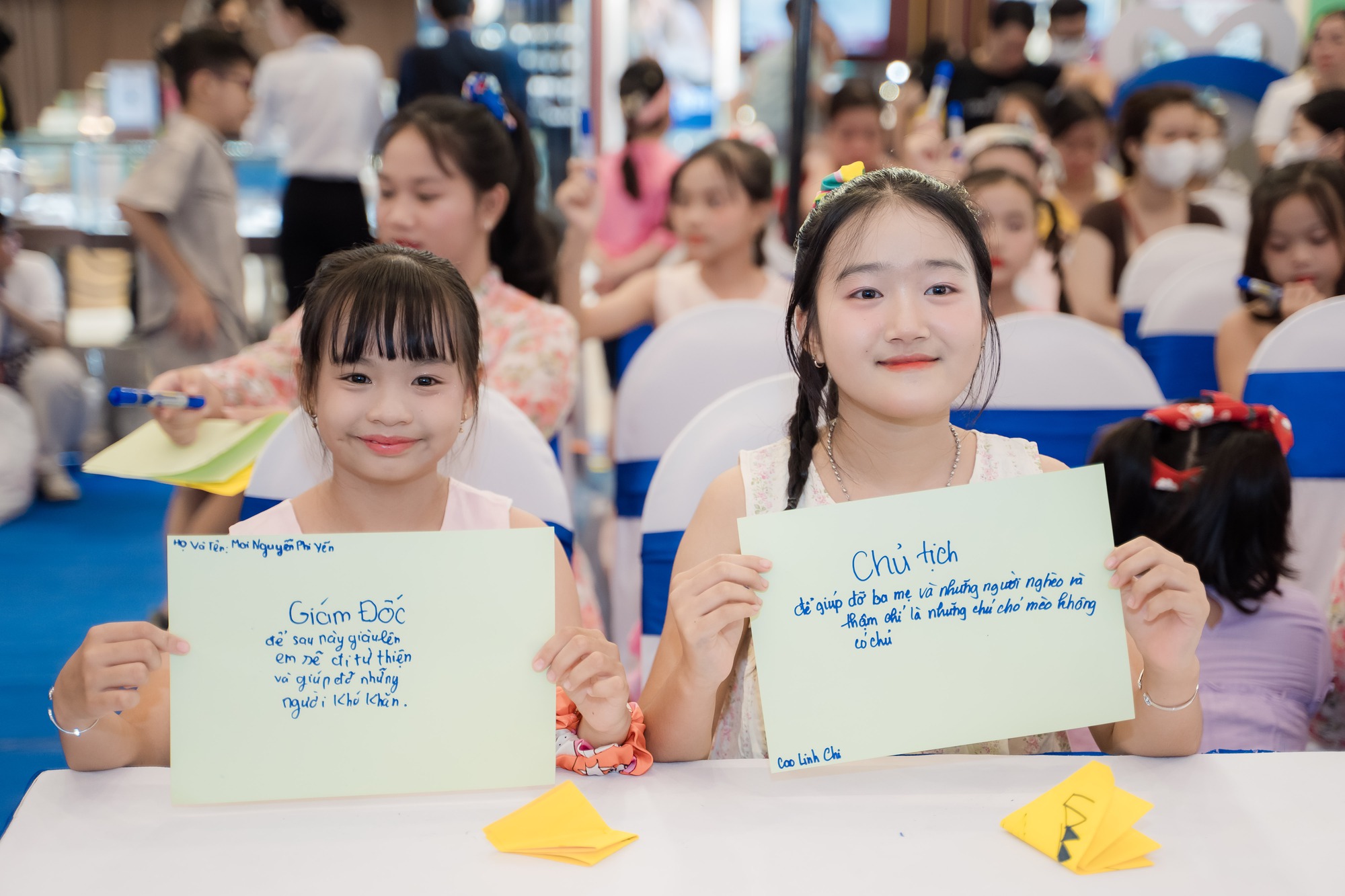 "Giấc mơ Lọ Lem" và phép màu có thật cho 1000 trẻ em gái Việt- Ảnh 6. "Giấc mơ Lọ Lem" và phép màu có thật cho 1000 trẻ em gái Việt- Ảnh 6.