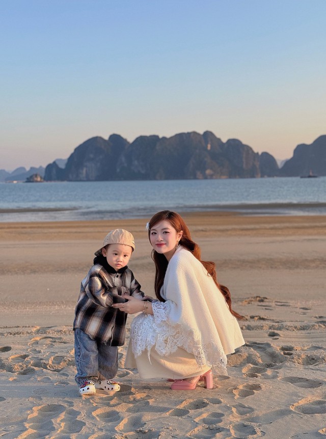 Nữ ca sĩ xinh đẹp được chồng yêu chiều nhất nhì Việt Nam- Ảnh 1.