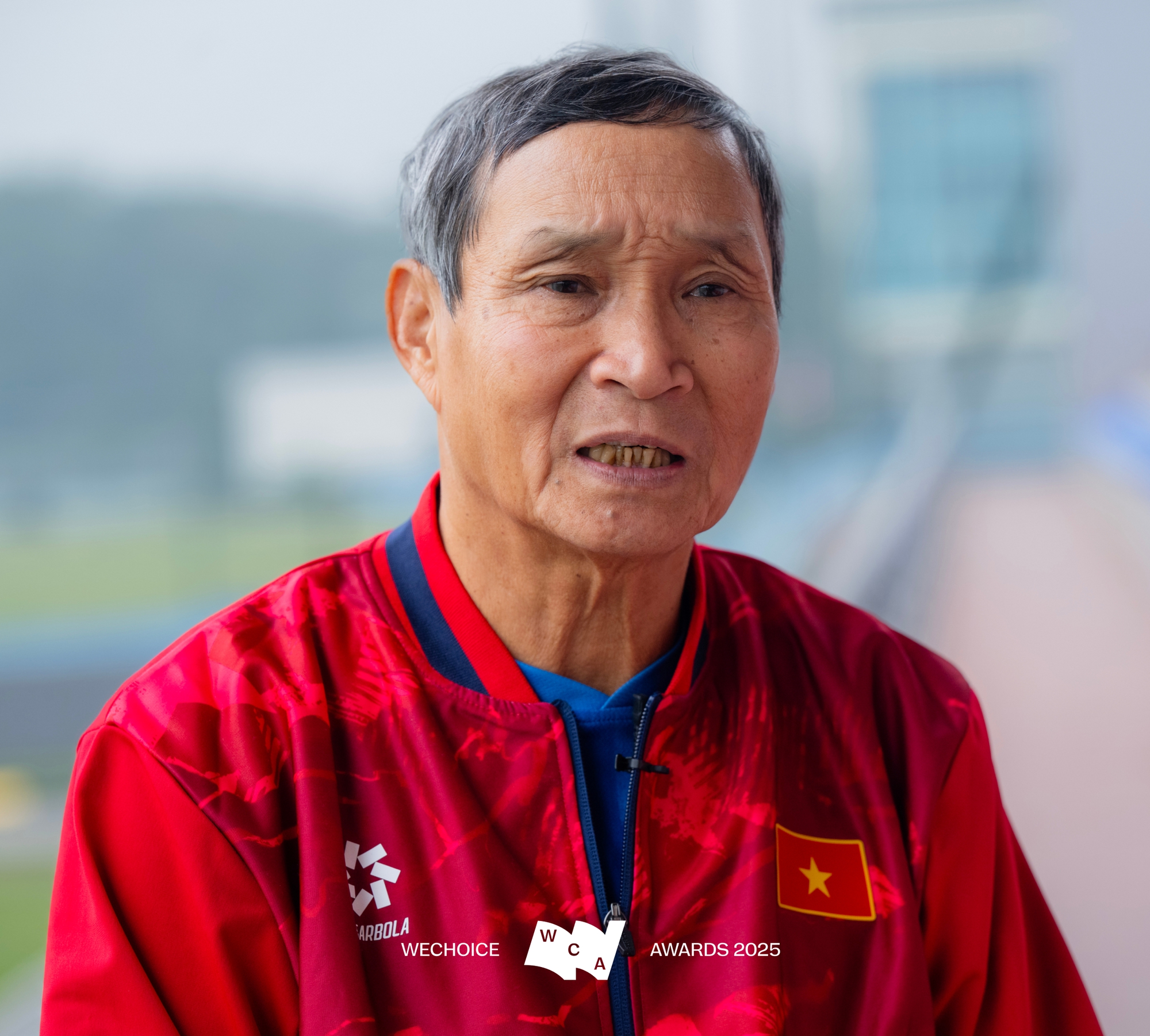 HLV 75 tuổi Mai Đức Chung của đội tuyển nữ Việt Nam: “Thắng thì các con nhận, thua thì bác chịu” - Ảnh 26. HLV 75 tuổi Mai Đức Chung của đội tuyển nữ Việt Nam: “Thắng thì các con nhận, thua thì bác chịu” - Ảnh 26.