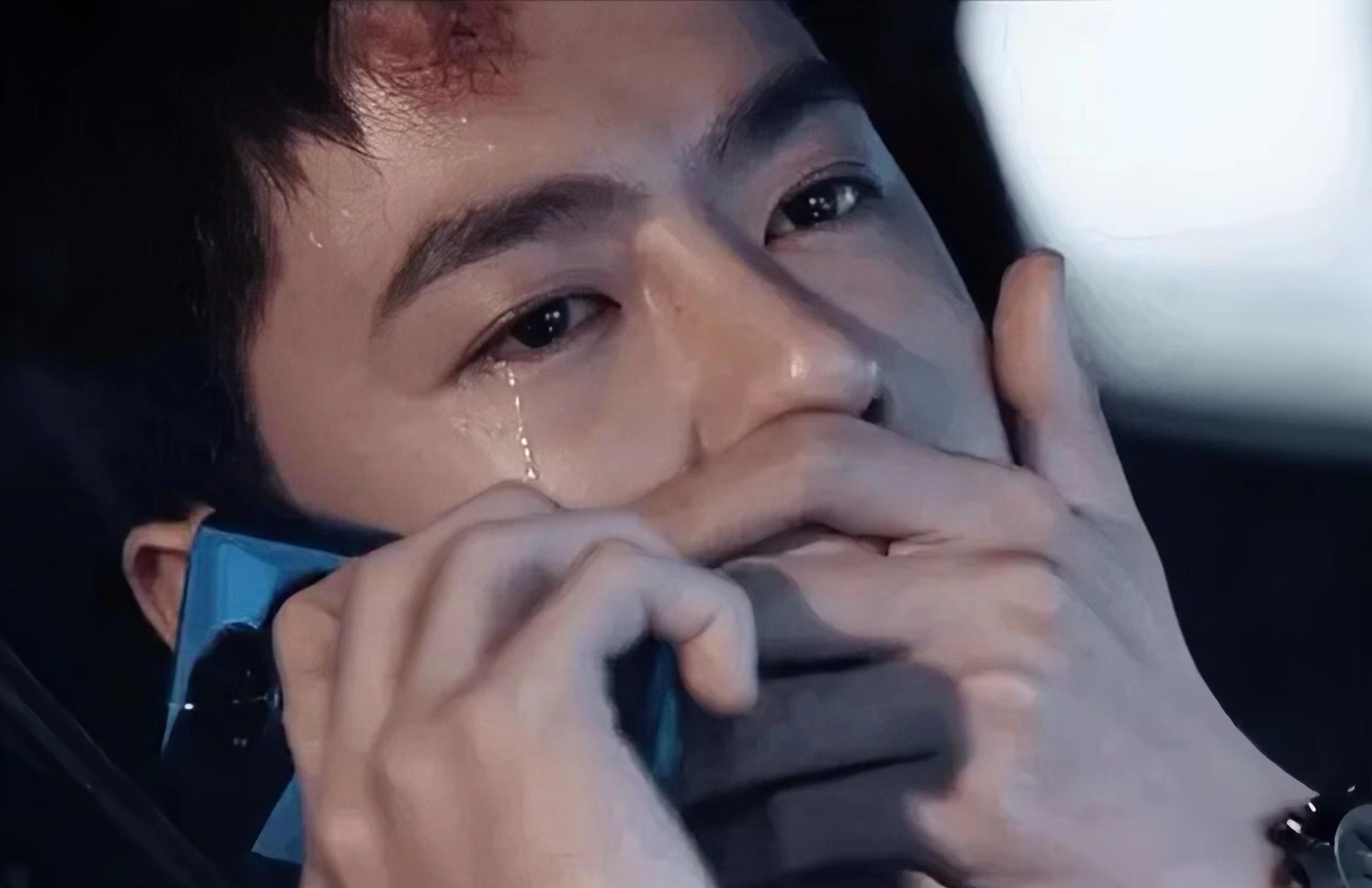 Ch&agrave;ng trai gửi 2,4 tỉ, 1 tiếng sau chỉ c&ograve;n 71 ngh&igrave;n, ng&acirc;n h&agrave;ng từ chối chịu tr&aacute;ch nhiệm: "Ai r&uacute;t tiền th&igrave; đi m&agrave; t&igrave;m người đ&oacute;" - Ảnh 2.